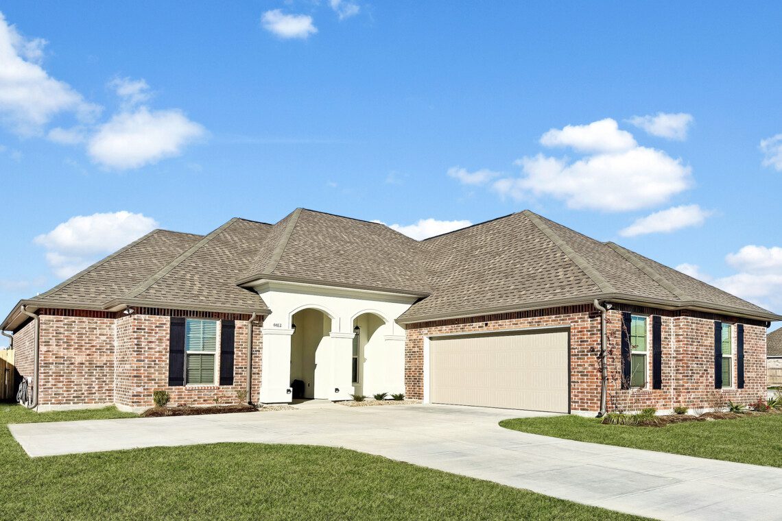 Lakes Landing Front View