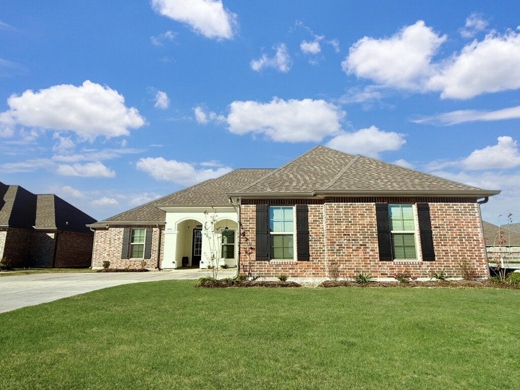Lakes Landing Front View 2 Lakes Landing Front View 2